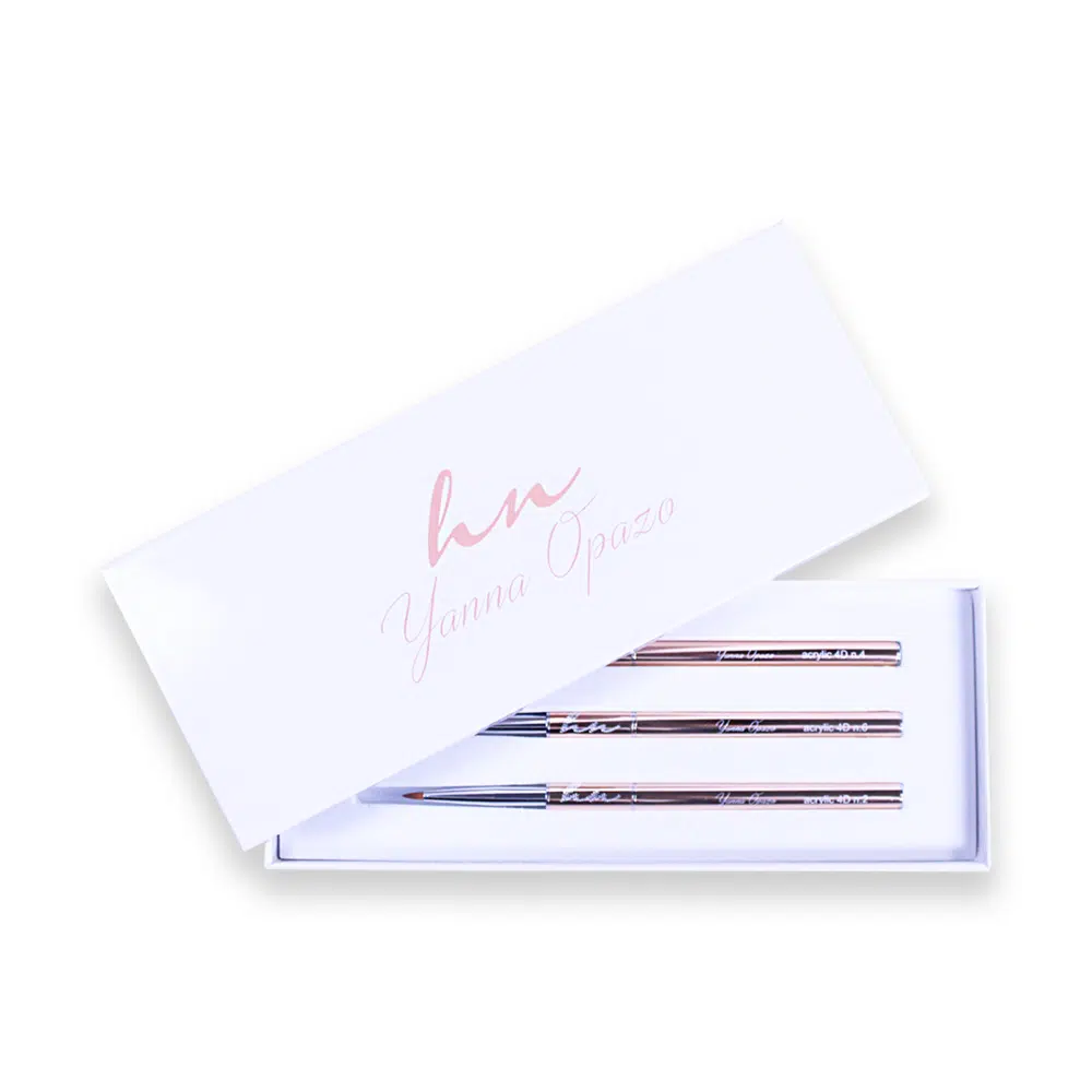 Brush Kit by Yanna Opazo